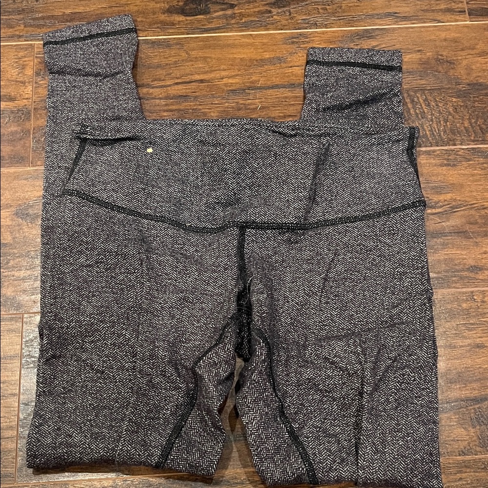 lululemon athletica womens Black and Gray Leggings